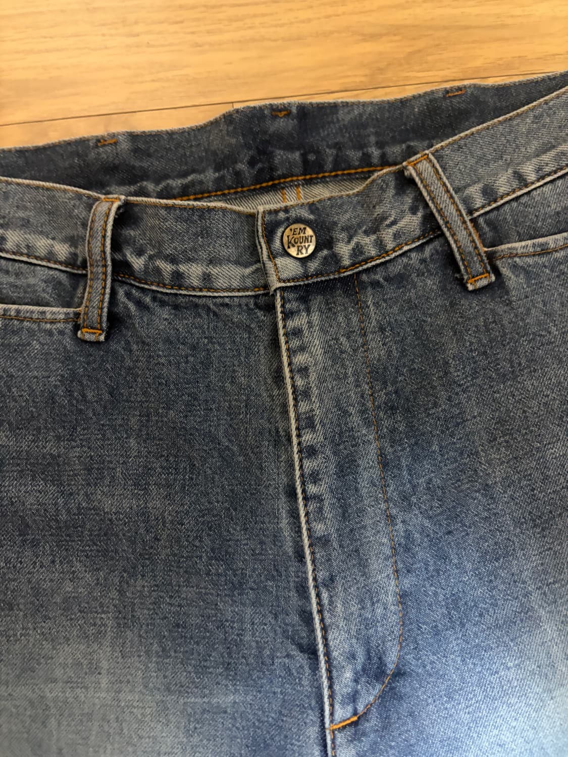 [32] 캐피탈 14oz 데님 5P 플리츠 가공 부츠컷 데님팬츠 상품이미지2