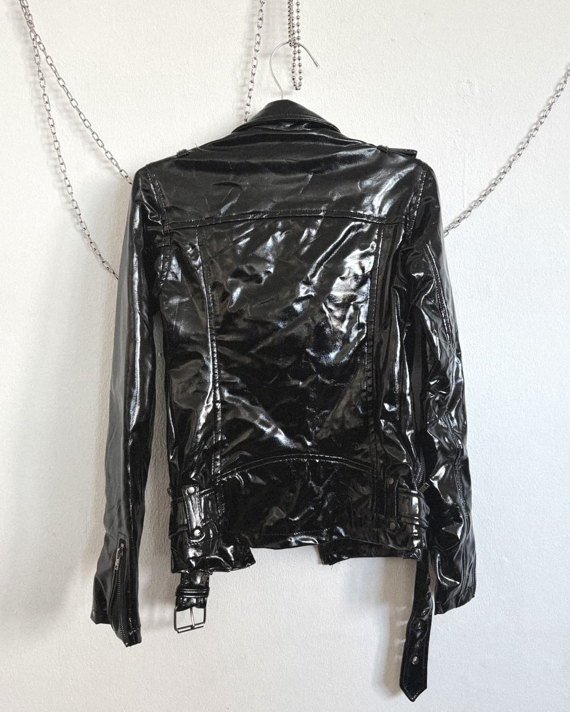 tripp nyc 페이턴트 레더 크롭컷 라이더자켓 상품이미지5