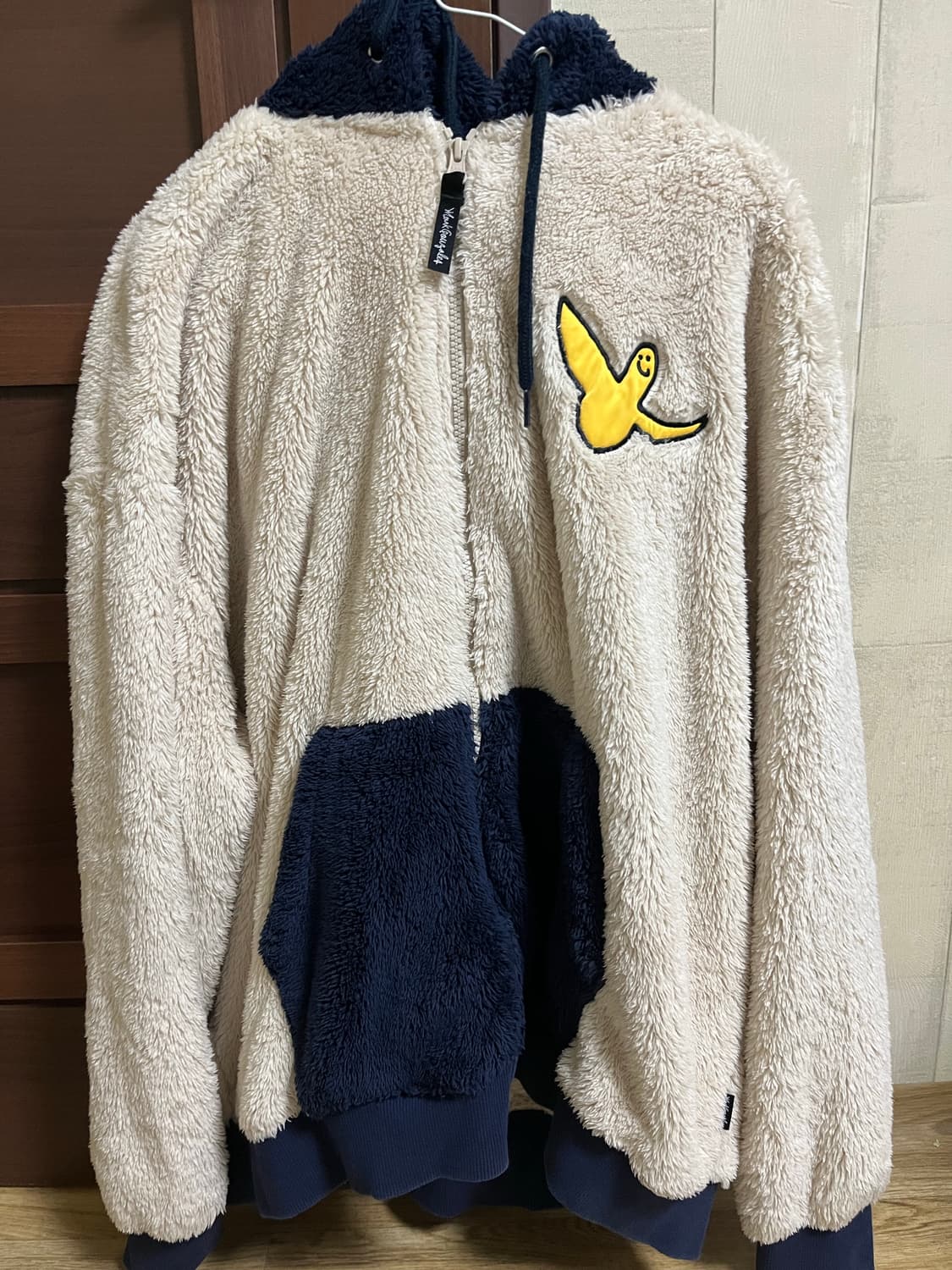 마크 곤잘레스 털후드집업 상품이미지1