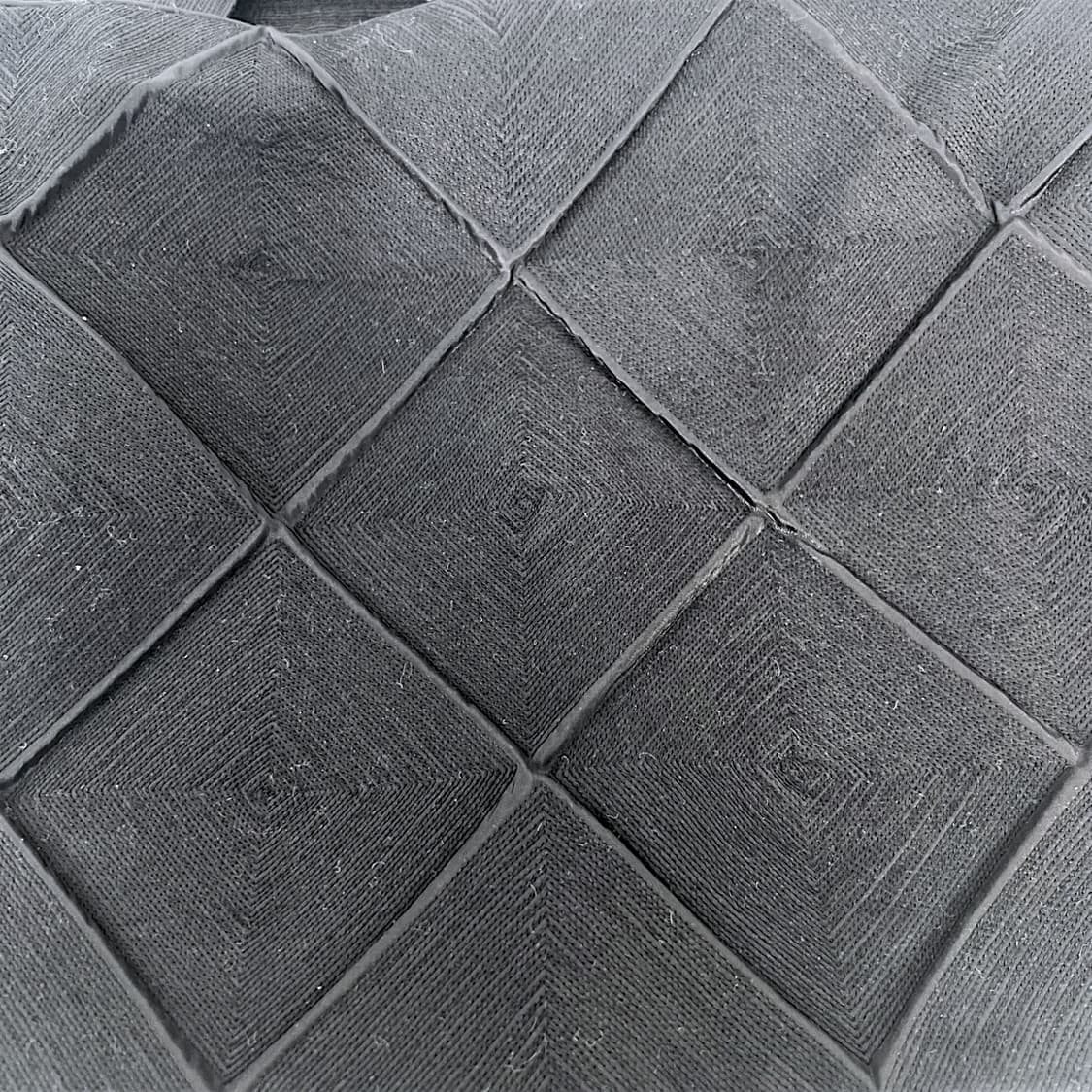 이세이미야케 타마샤 자수 보스톤백 상품이미지6