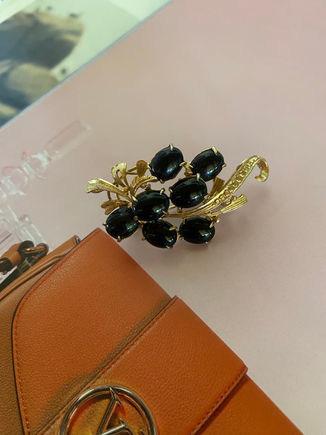 빈티지 블랙 글라스스톤 포도송이 브로치 상품이미지3