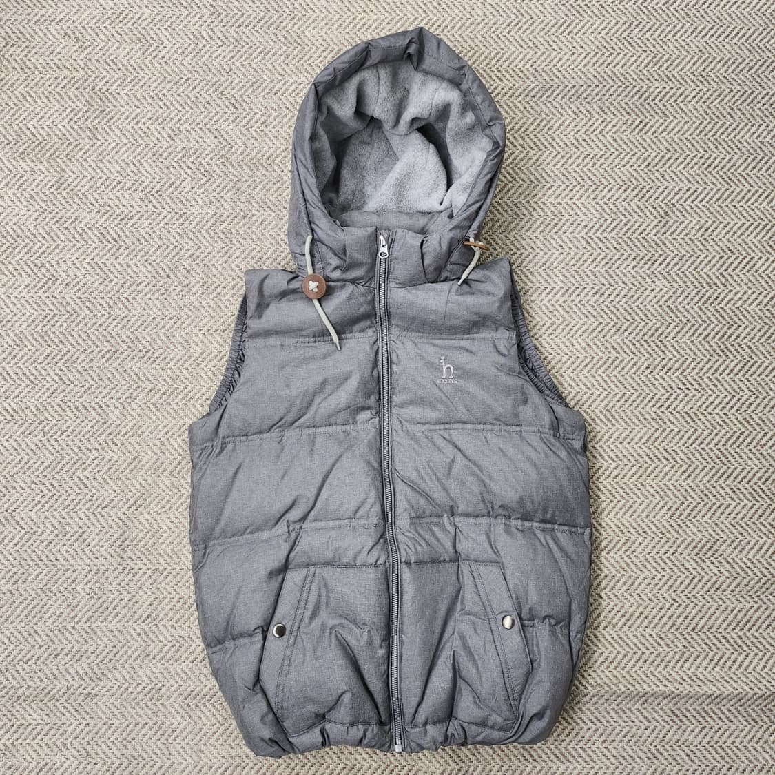 헤지스골프 다운조끼 상품이미지1