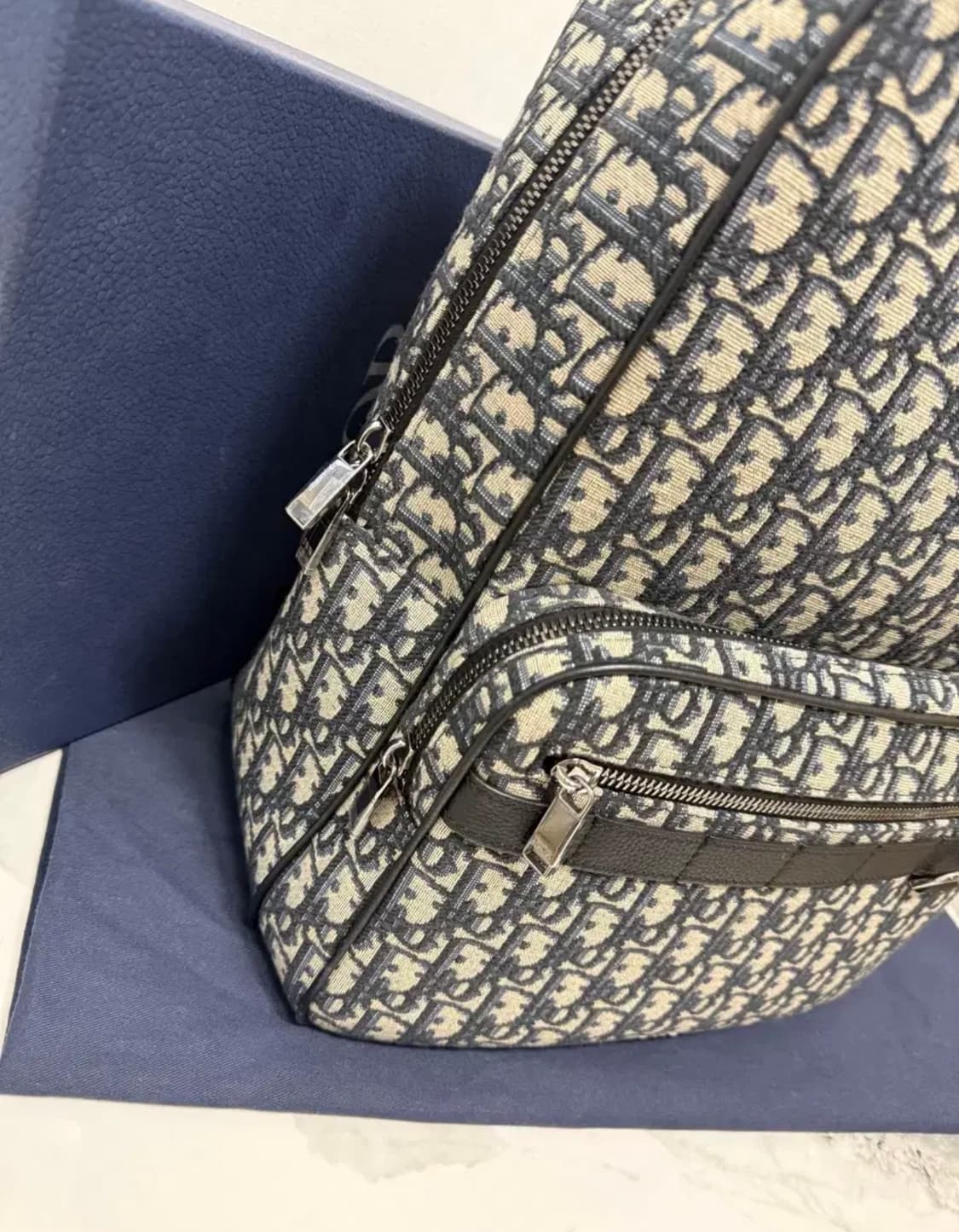 [신형]디올 오블리크 사파리 백팩 상품이미지7