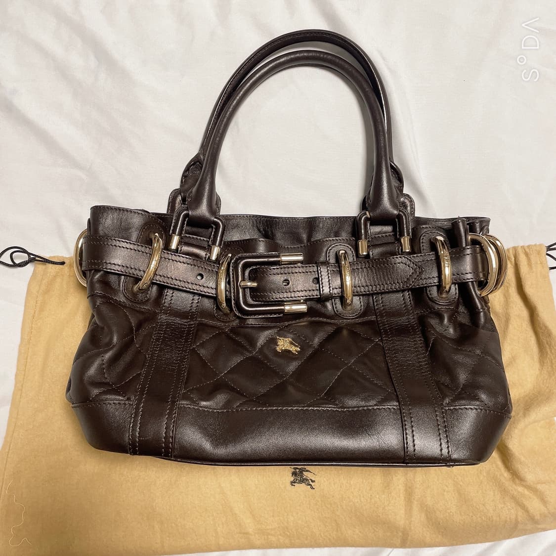 버버리 숄더백(정) 상품이미지1