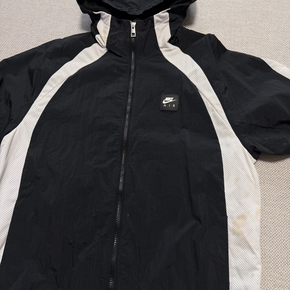 나이키 AIR 블랙 바람막이 자켓 상품이미지2