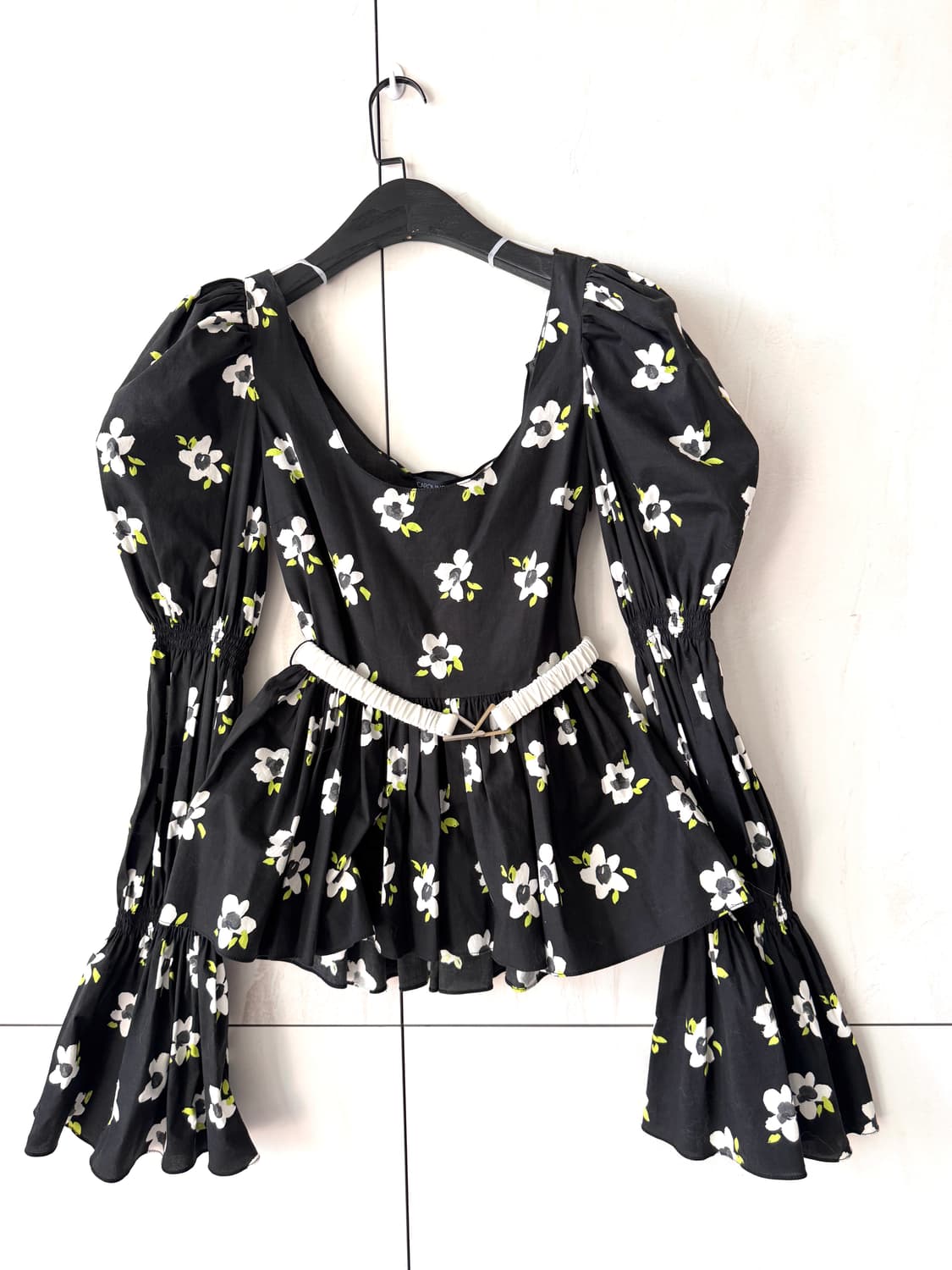 새상품 컨디션Caroline Constas 플로럴 블라우스 made in 상품이미지7