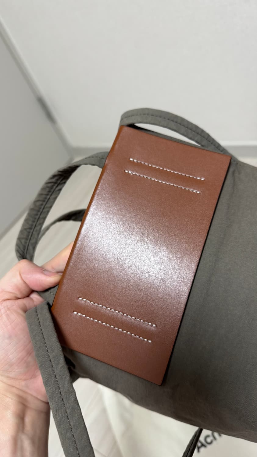 [OS] 아크네 스튜디오 베이커 백 스몰 브라운 상품이미지6