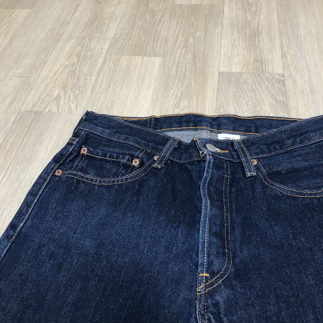 (31) 00's 리바이스 Levi's 501 스트레이트핏 중청 데님 상품이미지3