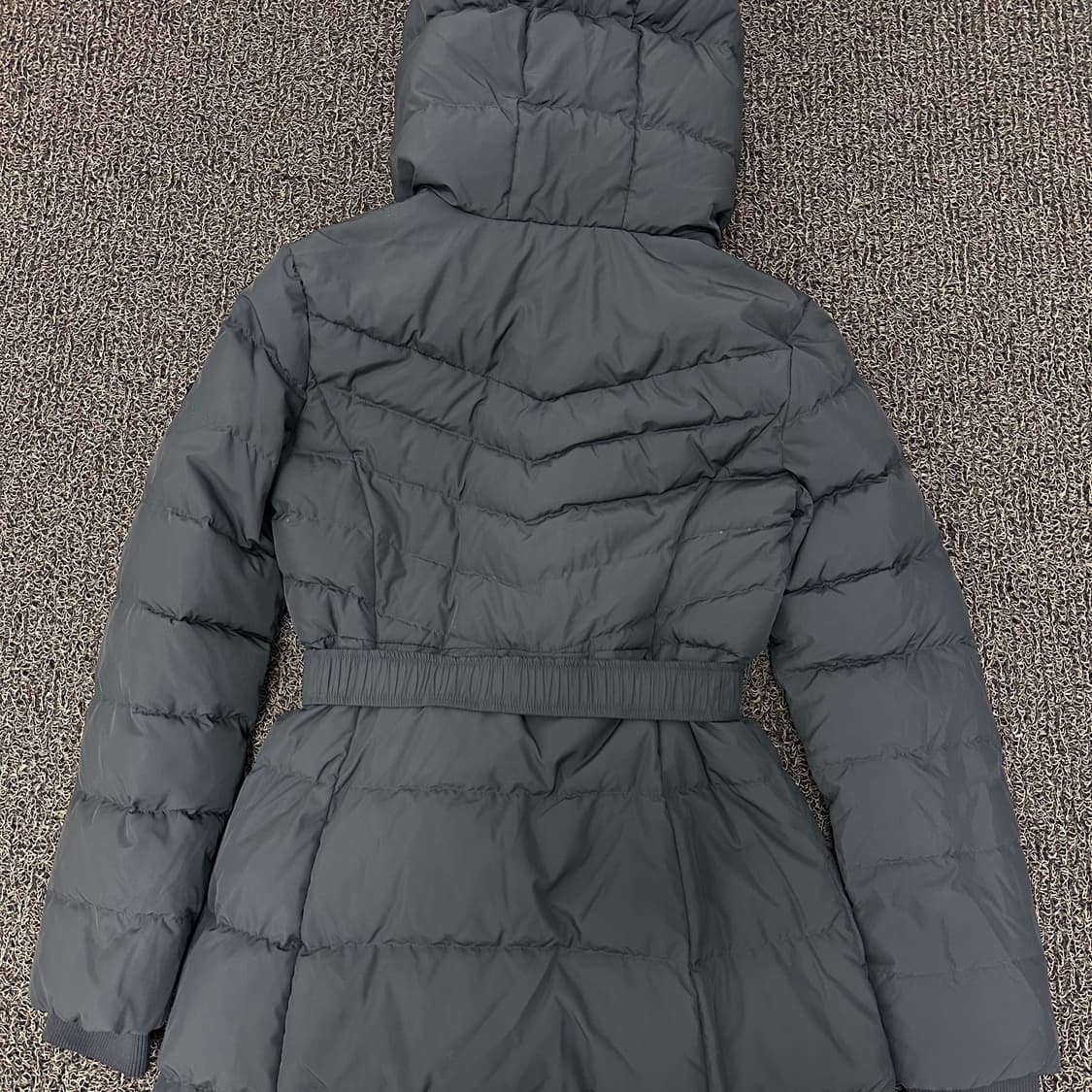 GUESS 게스 덕다운 여성 롱패딩 S 상품이미지5