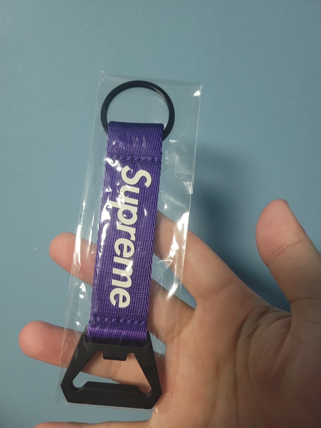 슈프림 보틀 오프너 웨빙 키체인 퍼플- 21FW 상품이미지1