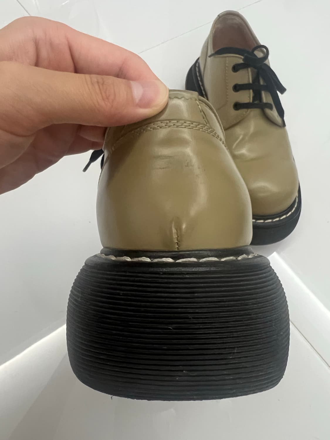 [41.5] 보테가베네타 바운스더비 상품이미지4