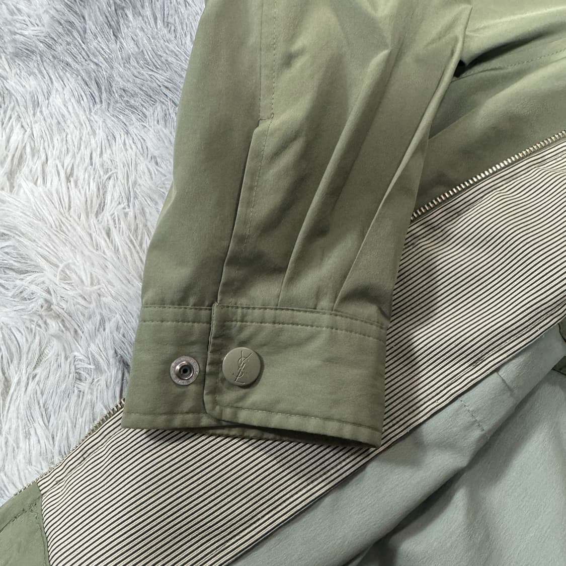 입생로랑 바람막이 자켓 100사이즈 상품이미지5