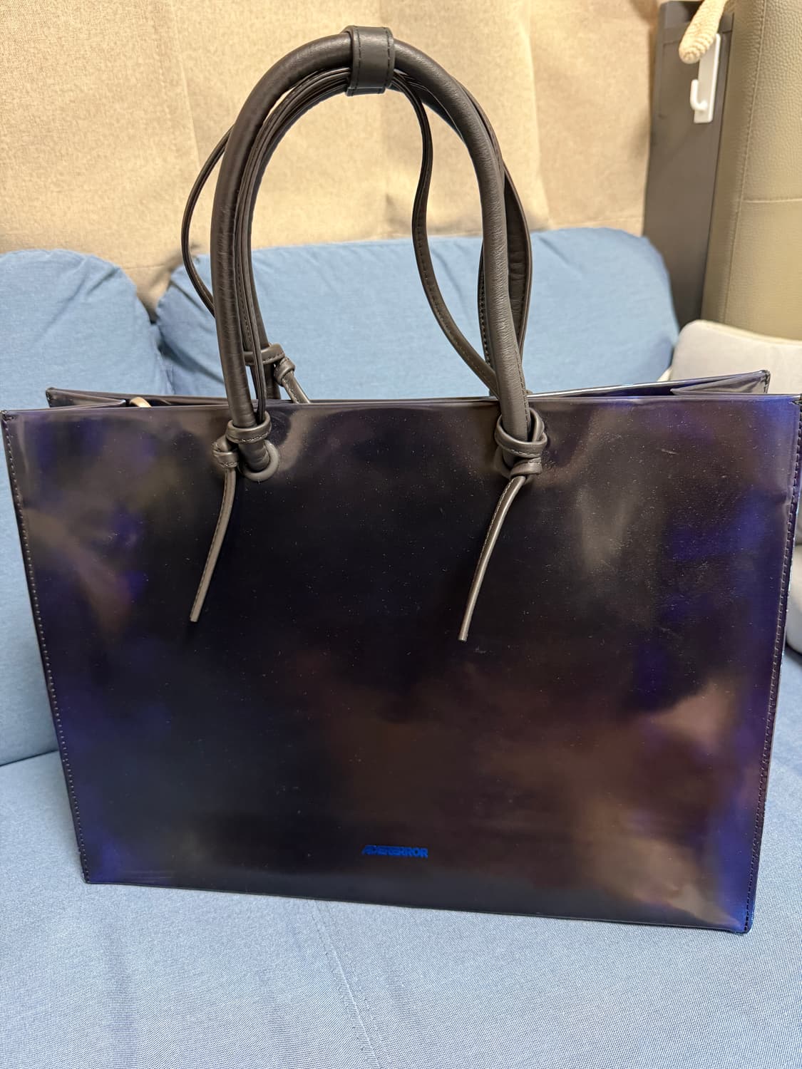 아더에러 wide burnid shopper bag 상품이미지2