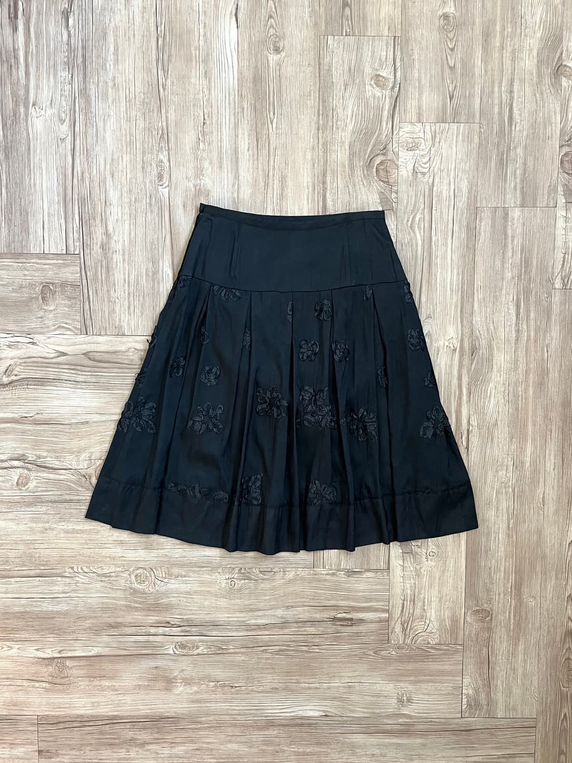 fleurdecor 블랙 플라워 스커트 상품이미지1