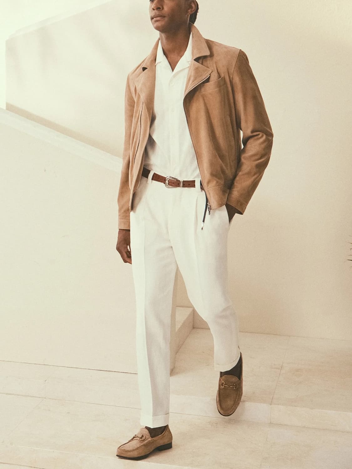 [1500만원]브루넬로 쿠치넬리 스웨이드가죽레더 자켓 24ss 팝니다 상품이미지1