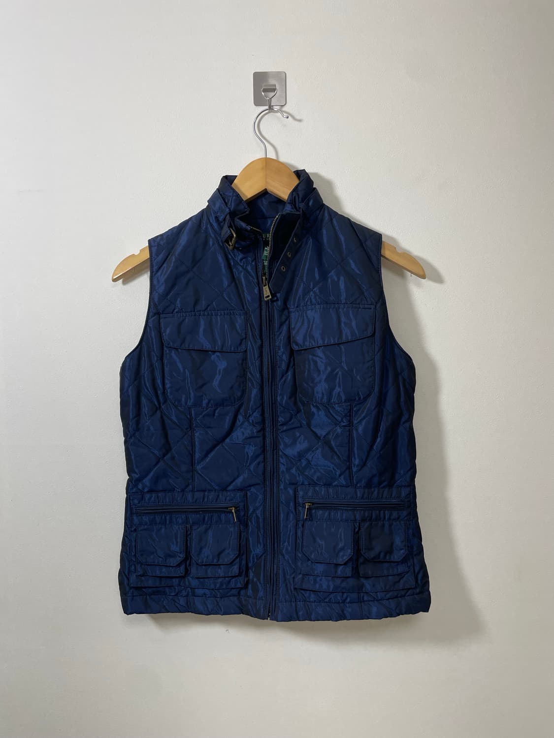 폴로Polo 엠보싱 베스트 XS - J2  상품이미지1