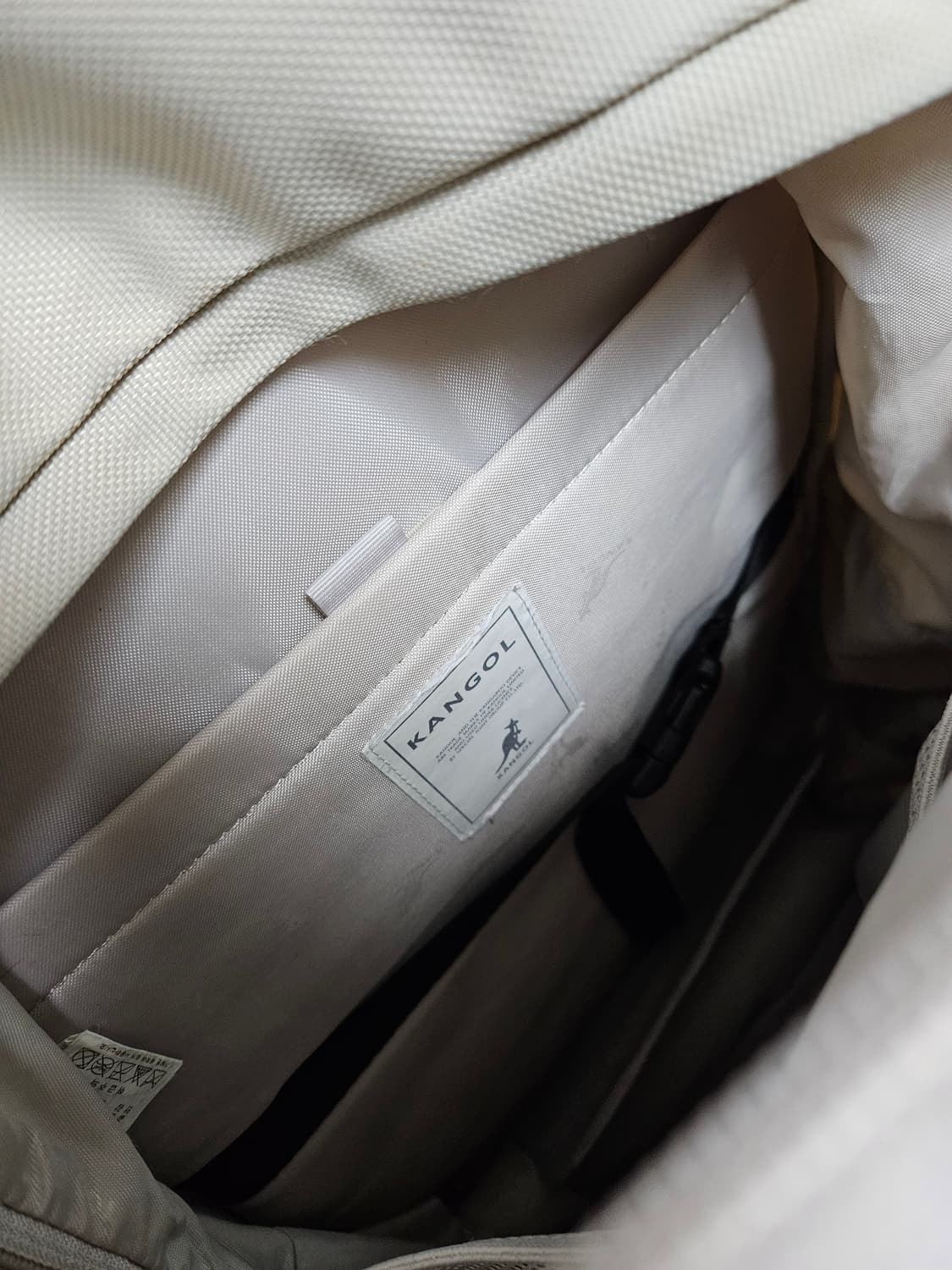 [A+급] 캉골 백팩 베이지색 KANGOL 가방 완전 깨끗함 상품이미지4
