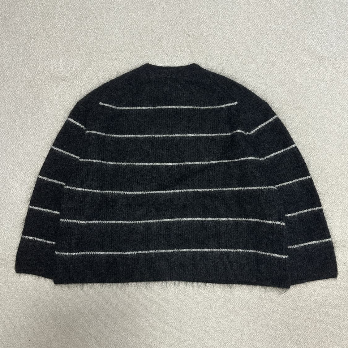 코스 텍스처드 모헤어 블렌드 스트라이프 스웨터 상품이미지3