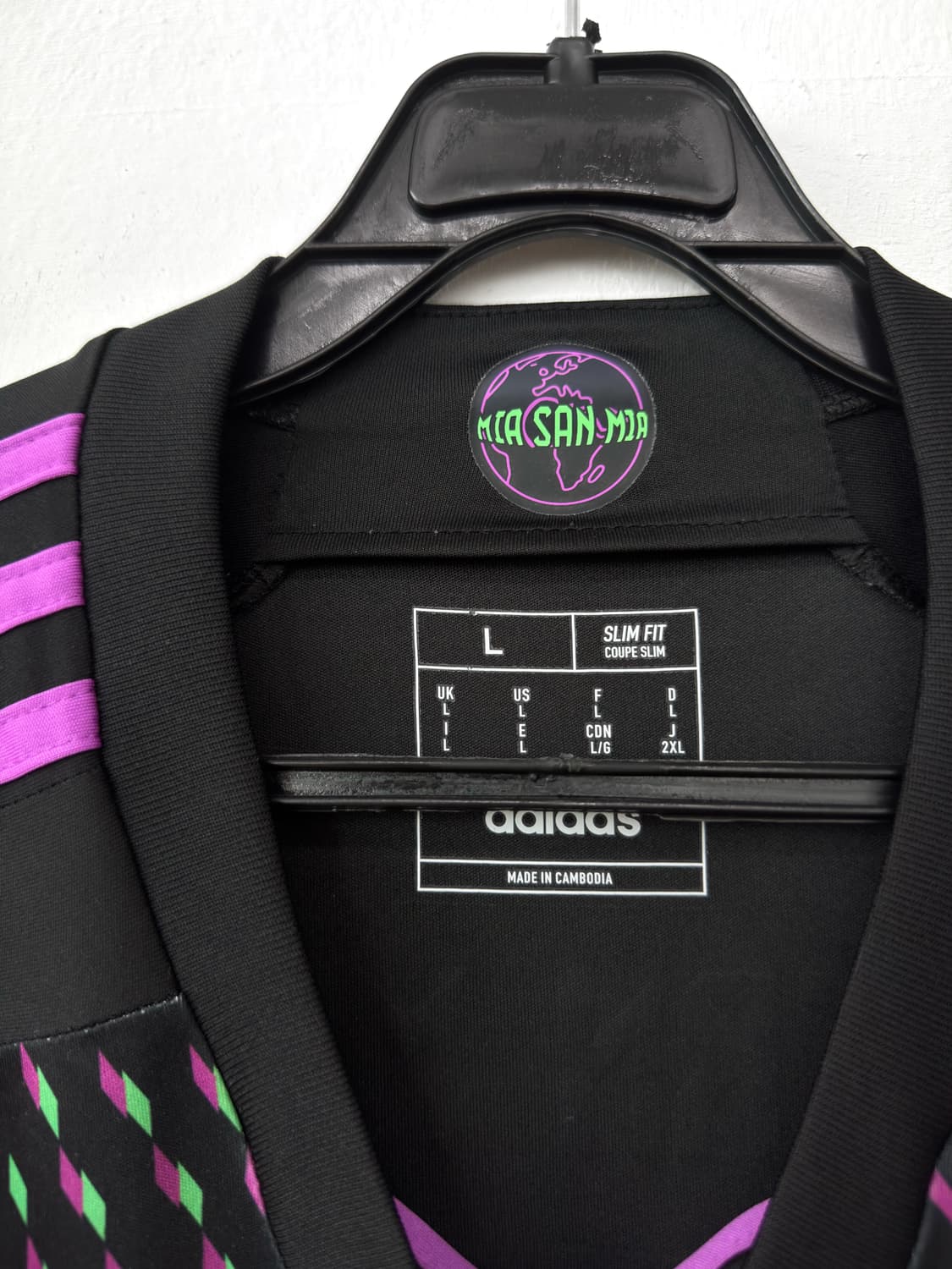 바이에른 뮌헨 23/24 어웨이 케인 유니폼 상품이미지6