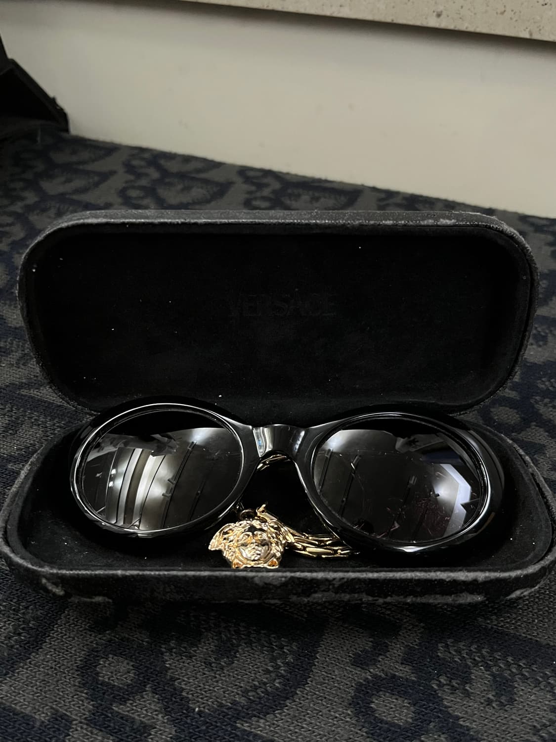 90s Versace Medusa Chain Arm Shade 상품이미지10