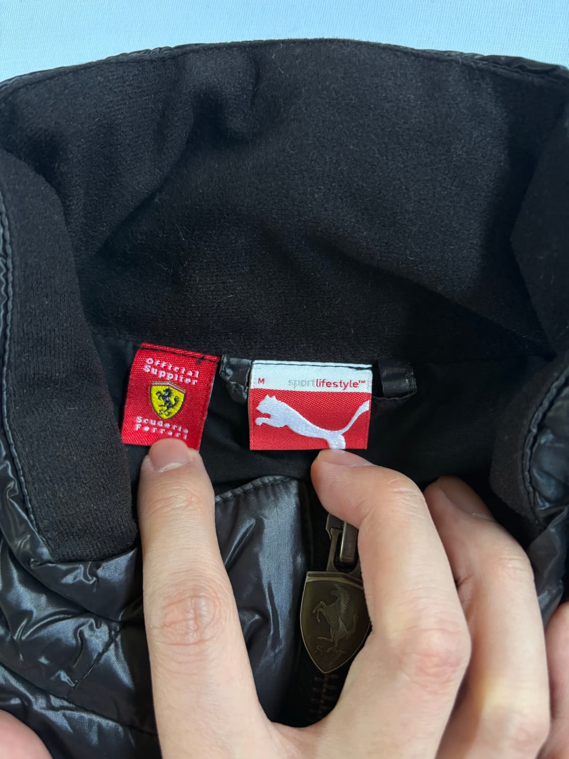 푸마 x 페라리 한정판 패딩 상품이미지4