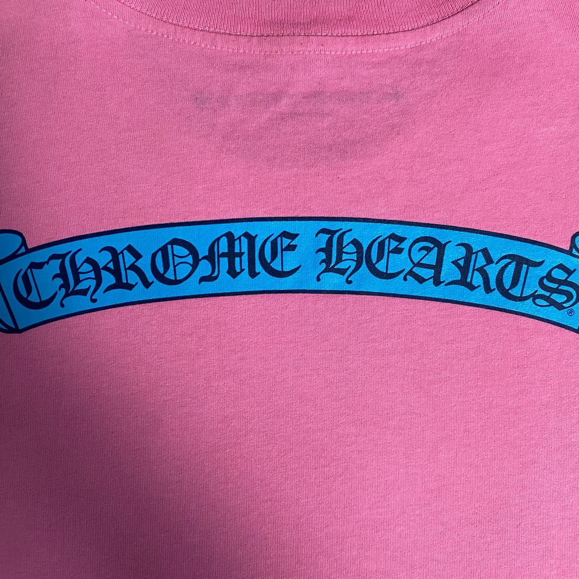 [XL] 크롬하츠 스크롤 포켓 티셔츠 핑크 상품이미지6