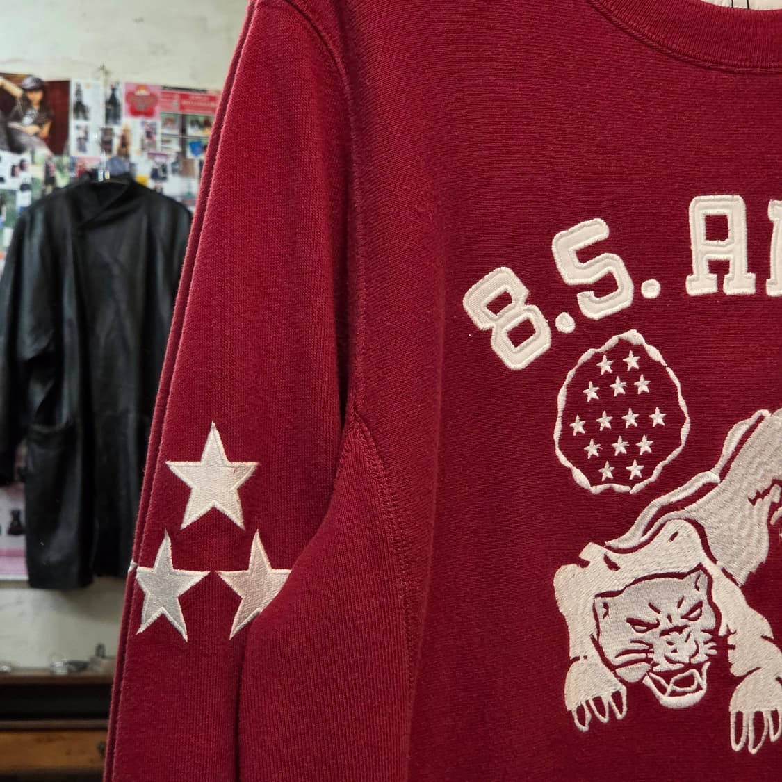 타미힐피거 별 자수 버건디 맨투맨 상품이미지4