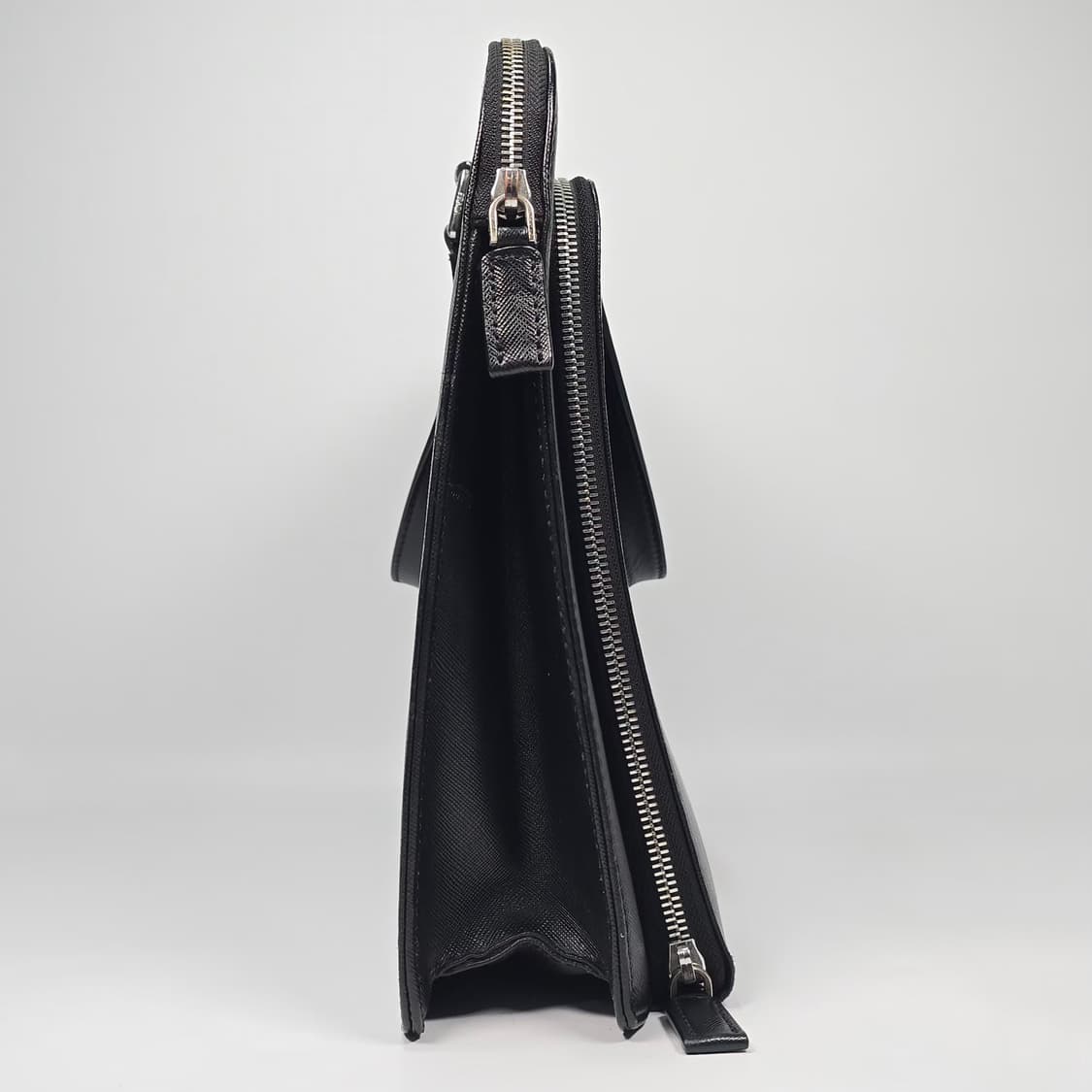 프라다 삼각로고 사피아노 브리프케이스 상품이미지4