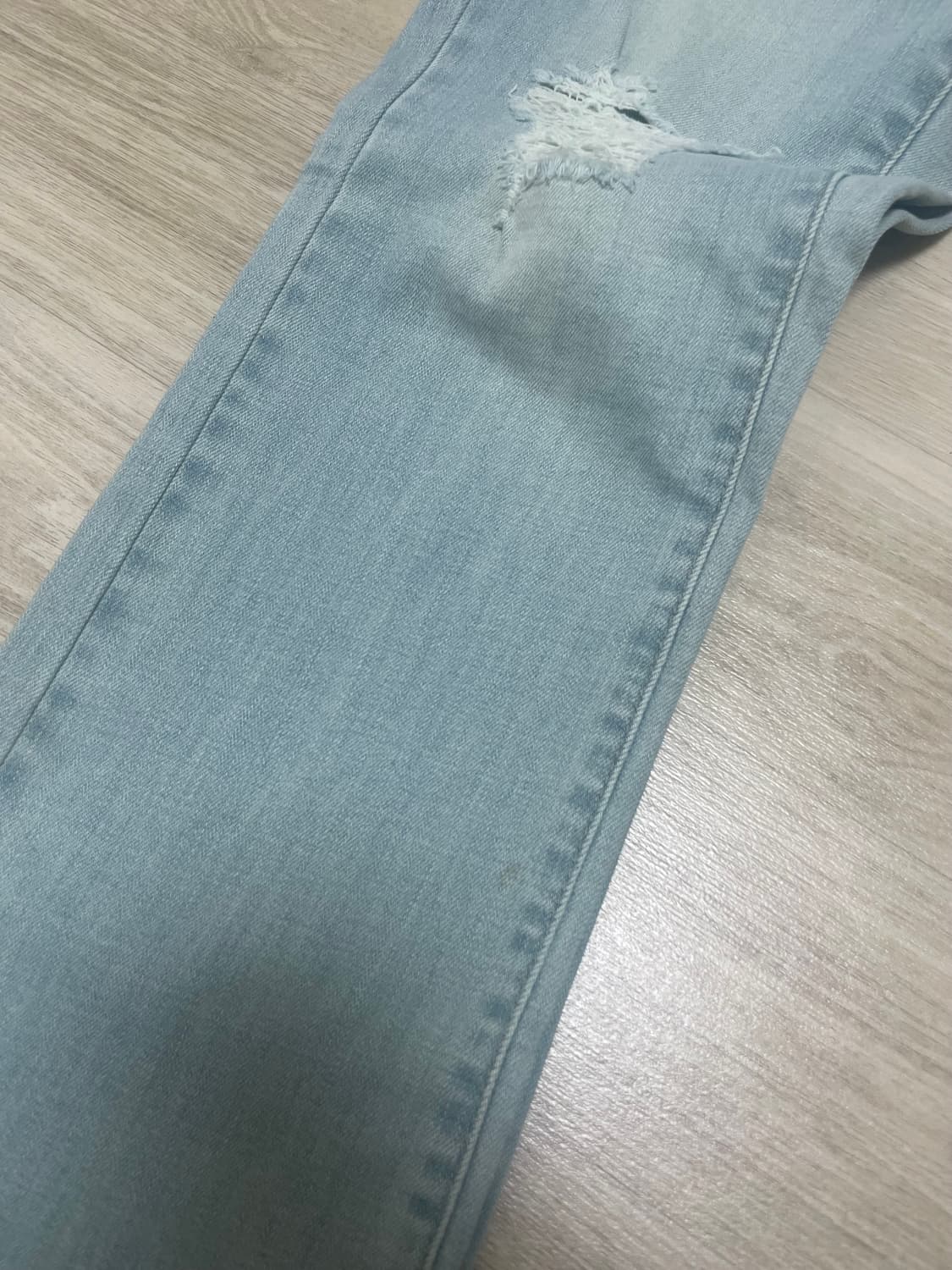 게스 수지 데님 부츠컷 팬츠 26 상품이미지7