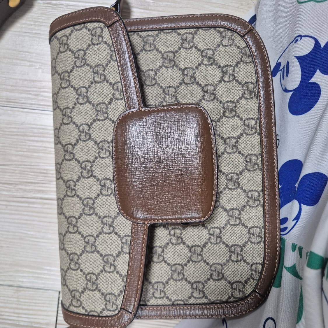 구찌 홀스빗 1955 숄더 크로스백(보증서 풀박구성) 상품이미지4