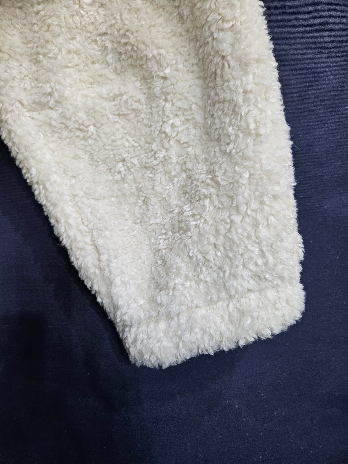 무신사 스탠다드 아이보리 남성 오버핏 95~100 후리스 자켓  상품이미지5