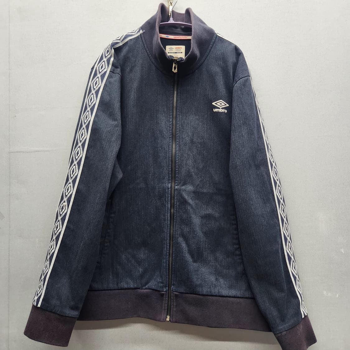 엄브로 사이드라인 로고 트랙 자켓 110(XL) 상품이미지1