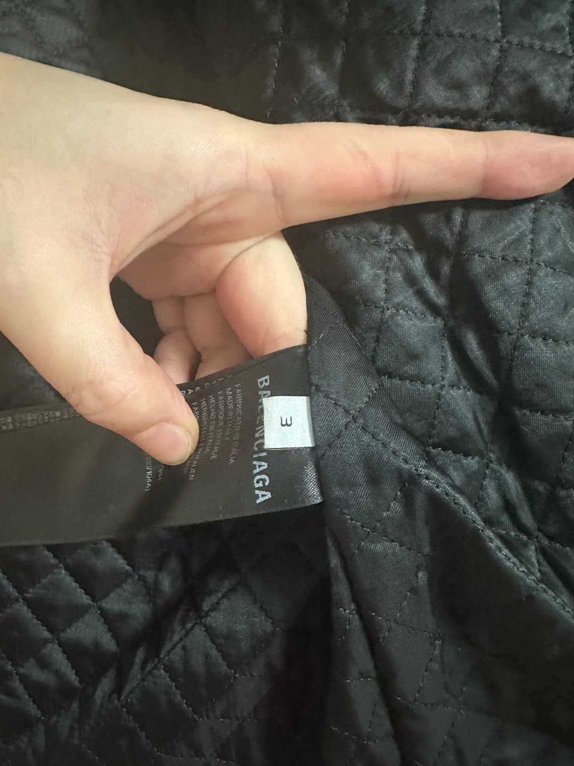 발렌시아가 디컨스트럭티드 레더자켓 3사이즈 상품이미지4