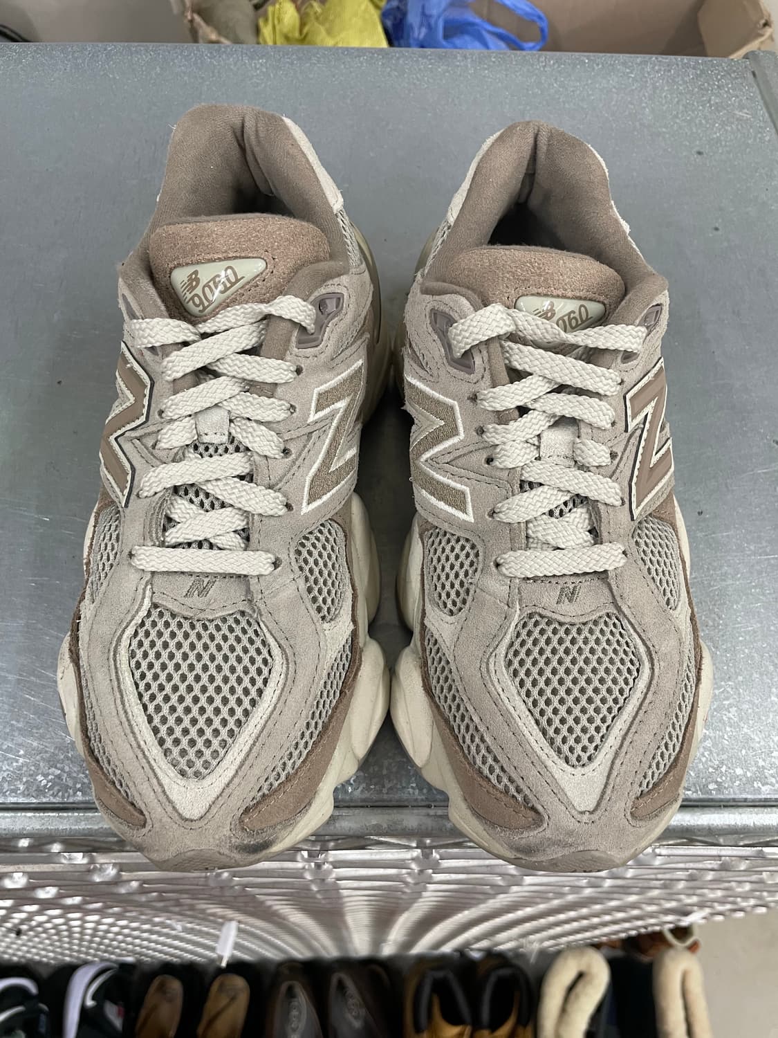 뉴발란스 9060 머쉬룸 애리드 스톤 220 상품이미지5