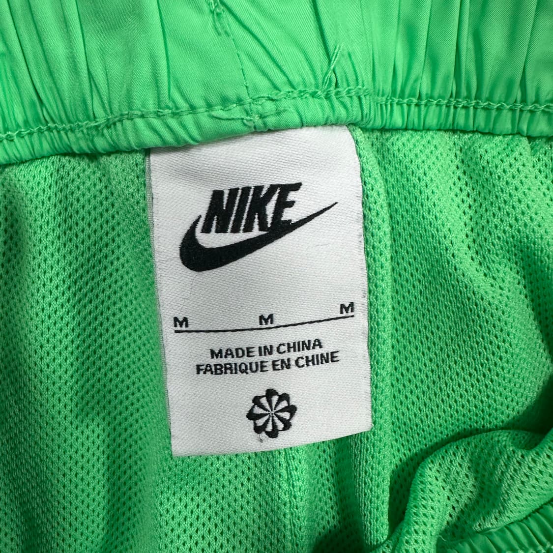 ✨ (바배) 나이키 그린 형광 숏 팬츠 상품이미지5