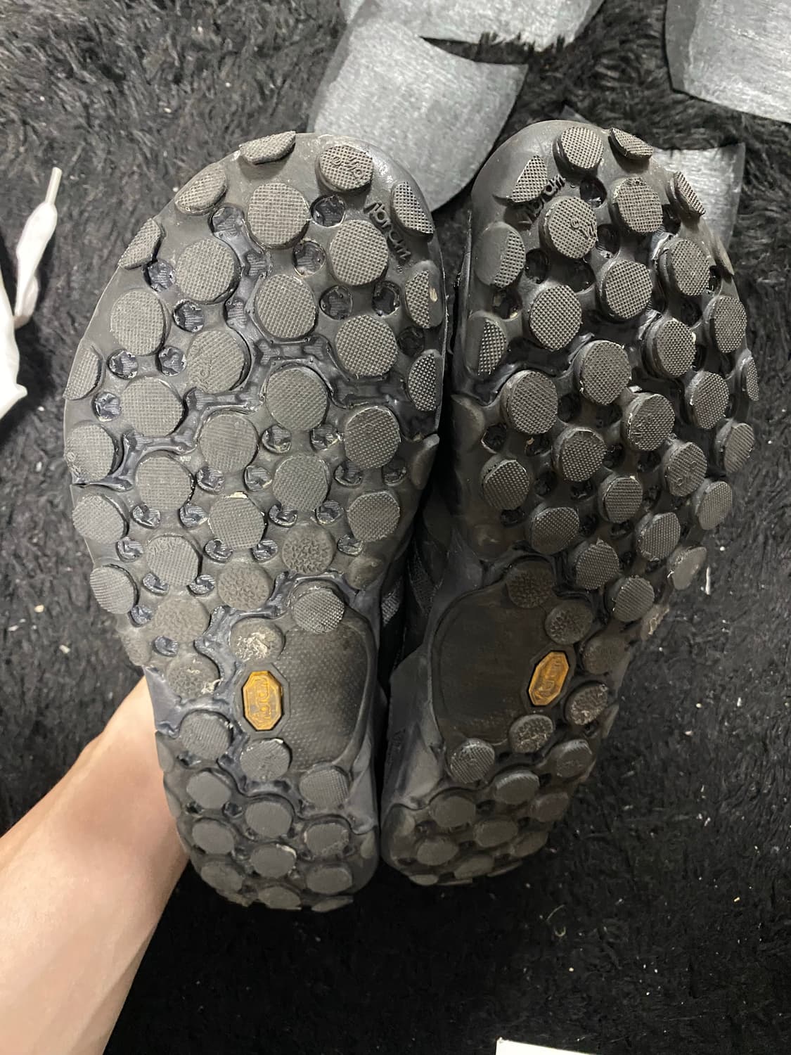 뉴발란스 이세이미야케 mt100 블랙 275 팝니다 상품이미지4