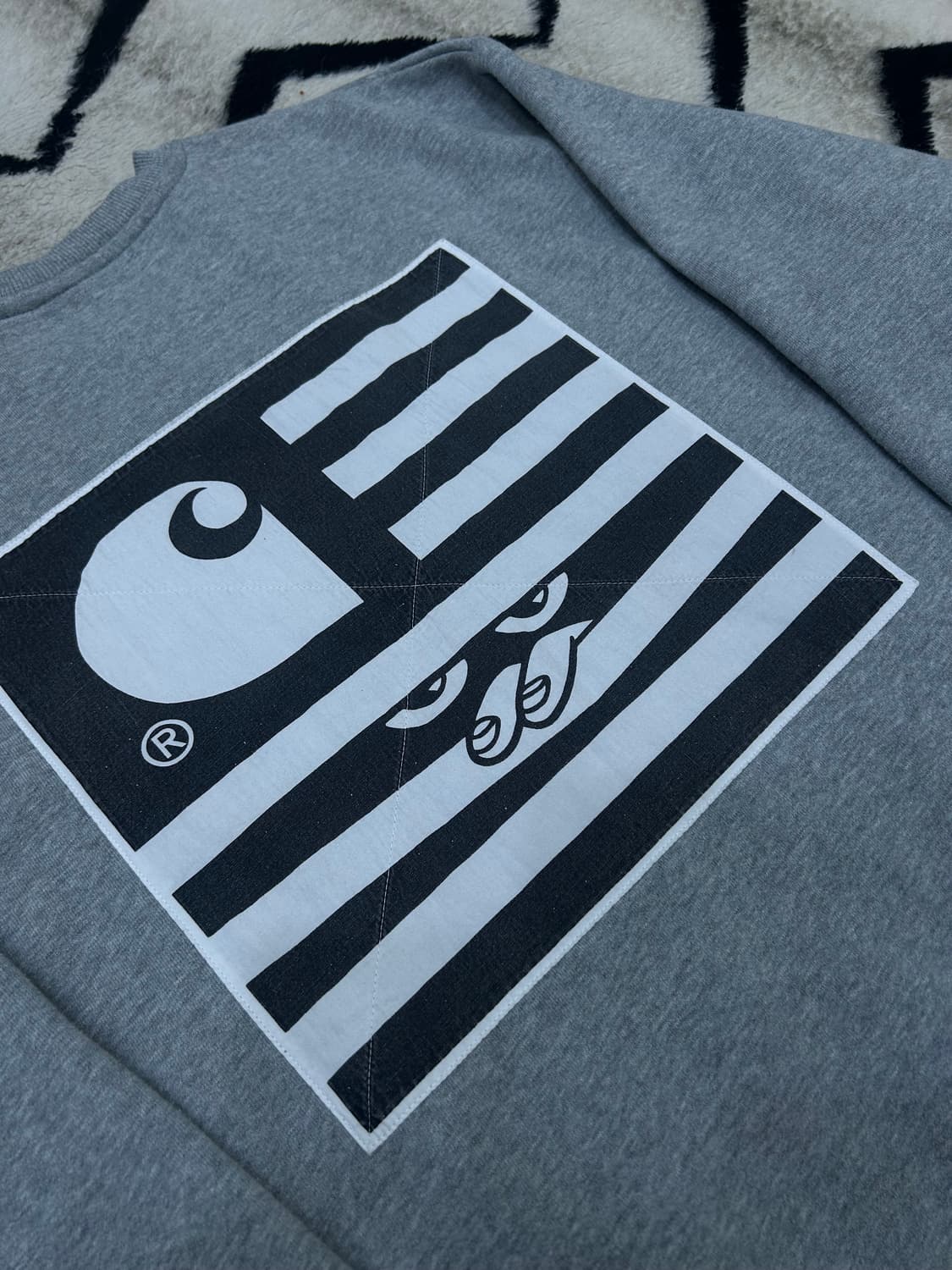 [L]칼하트Wip 인코그니토 오버핏 맨투맨/그레이/기모 상품이미지1