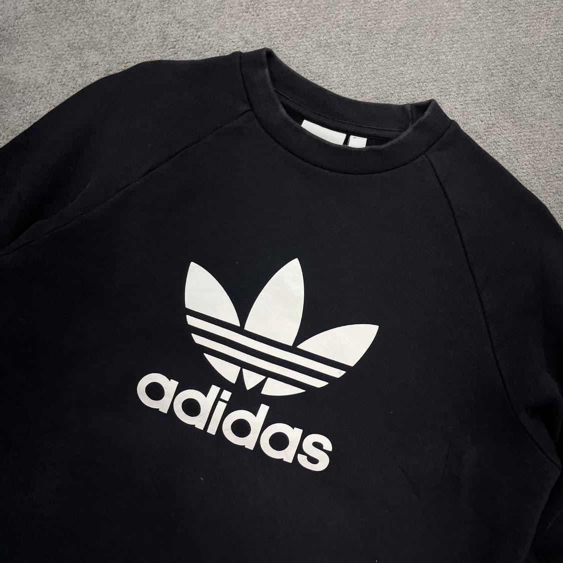 L 아디다스 트레포일 블랙 맨투맨 상품이미지2