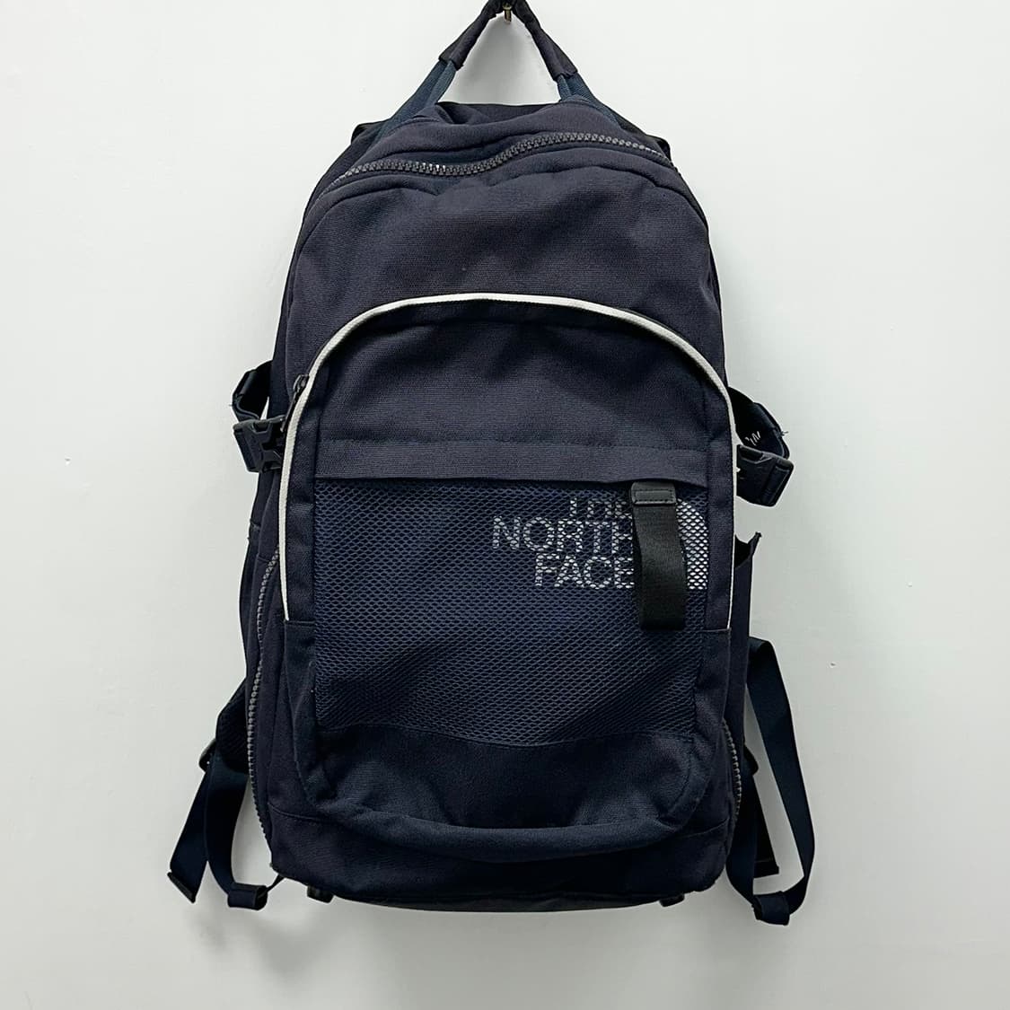 노스페이스 빈티지 볼트 백팩 27L 상품이미지1