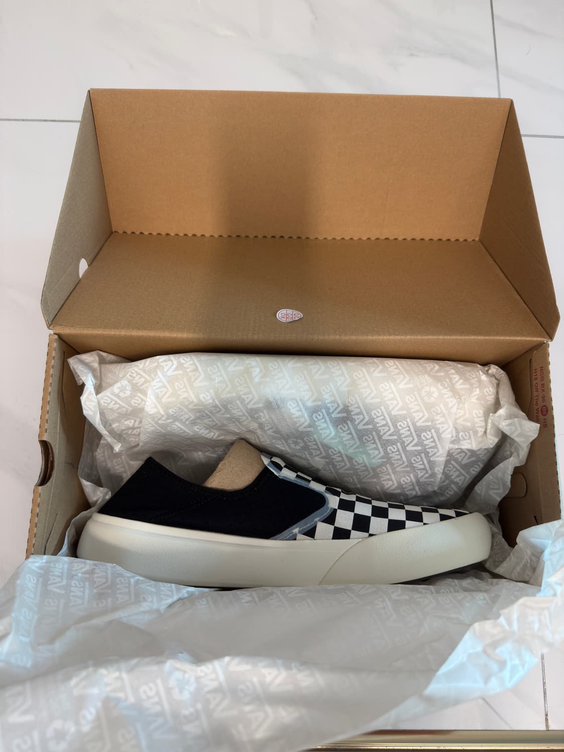 [300] 컴피쿠시 원 - (체커보드) 블랙:마시멜로우 / VN0A45J 상품이미지1