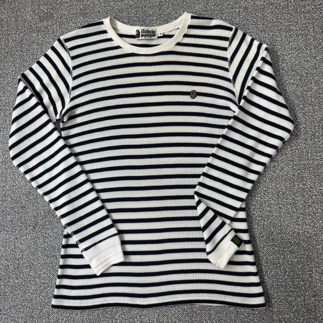 베이프 스트라이프 긴팔 티셔츠 상품이미지1