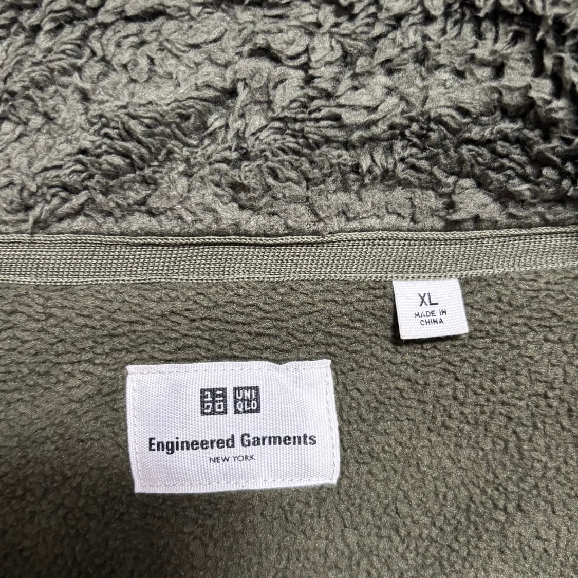 유니클로 X 엔지니어드가먼츠 카키 후리스  상품이미지5