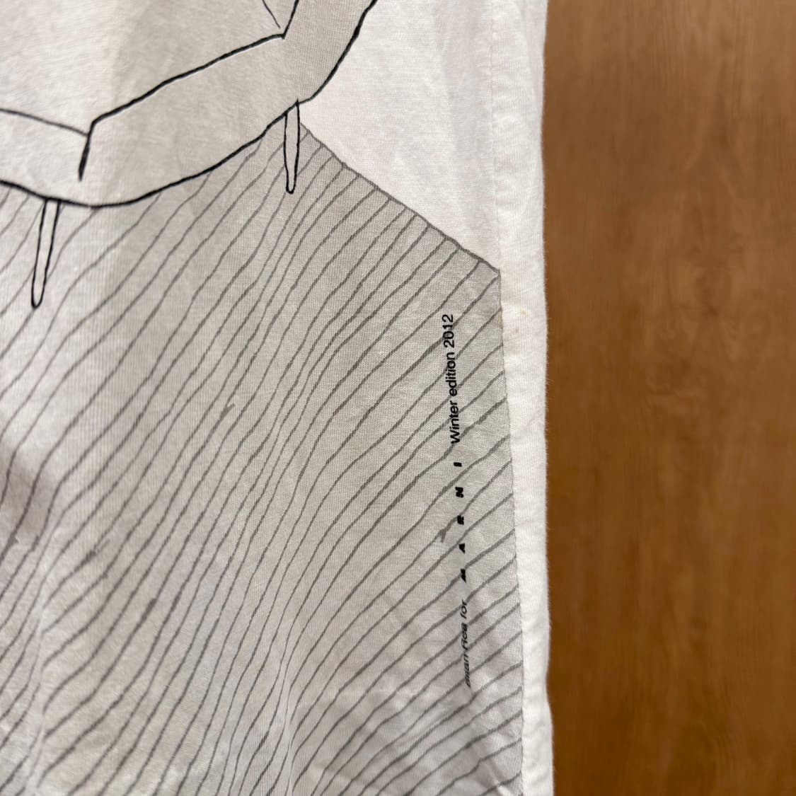 마르니 U넥 반팔 티셔츠 아트워크 그래픽 프린트 디테일 화이트 상품이미지6