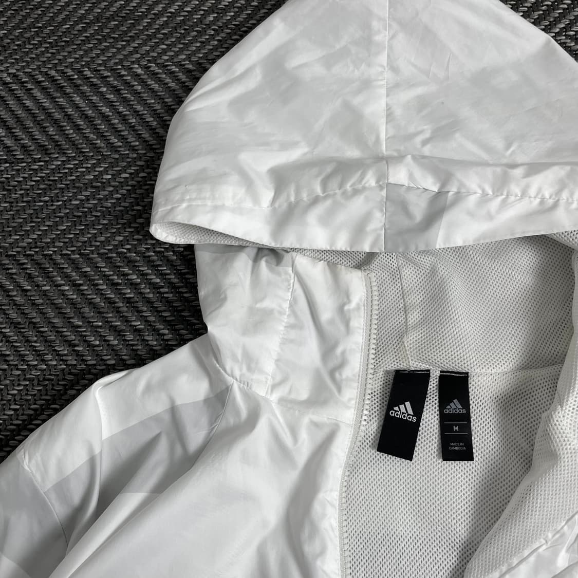 아디다스 블랙 나일론 우븐 트랙 바람막이 자켓y 3032 상품이미지6