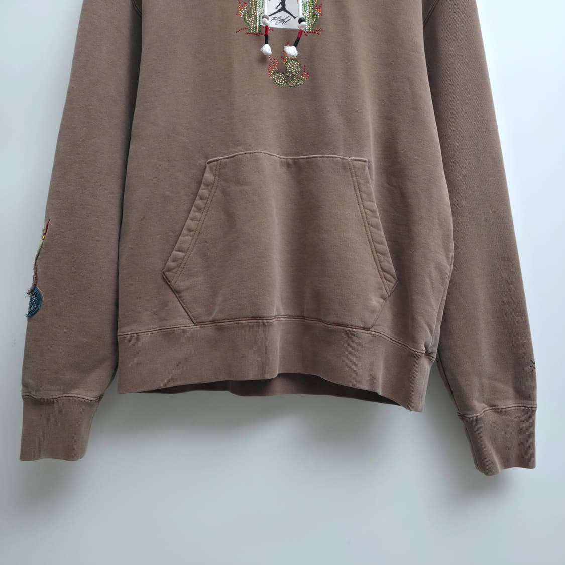 [L] 나이키 조던 x 트레비스캇 엔틱 브라운 후드티 상품이미지4