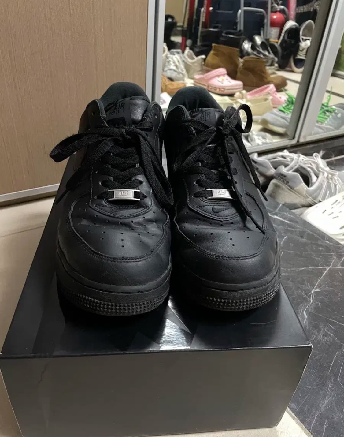 슈프림 에어포스 1 로우 블랙 285 상품이미지5