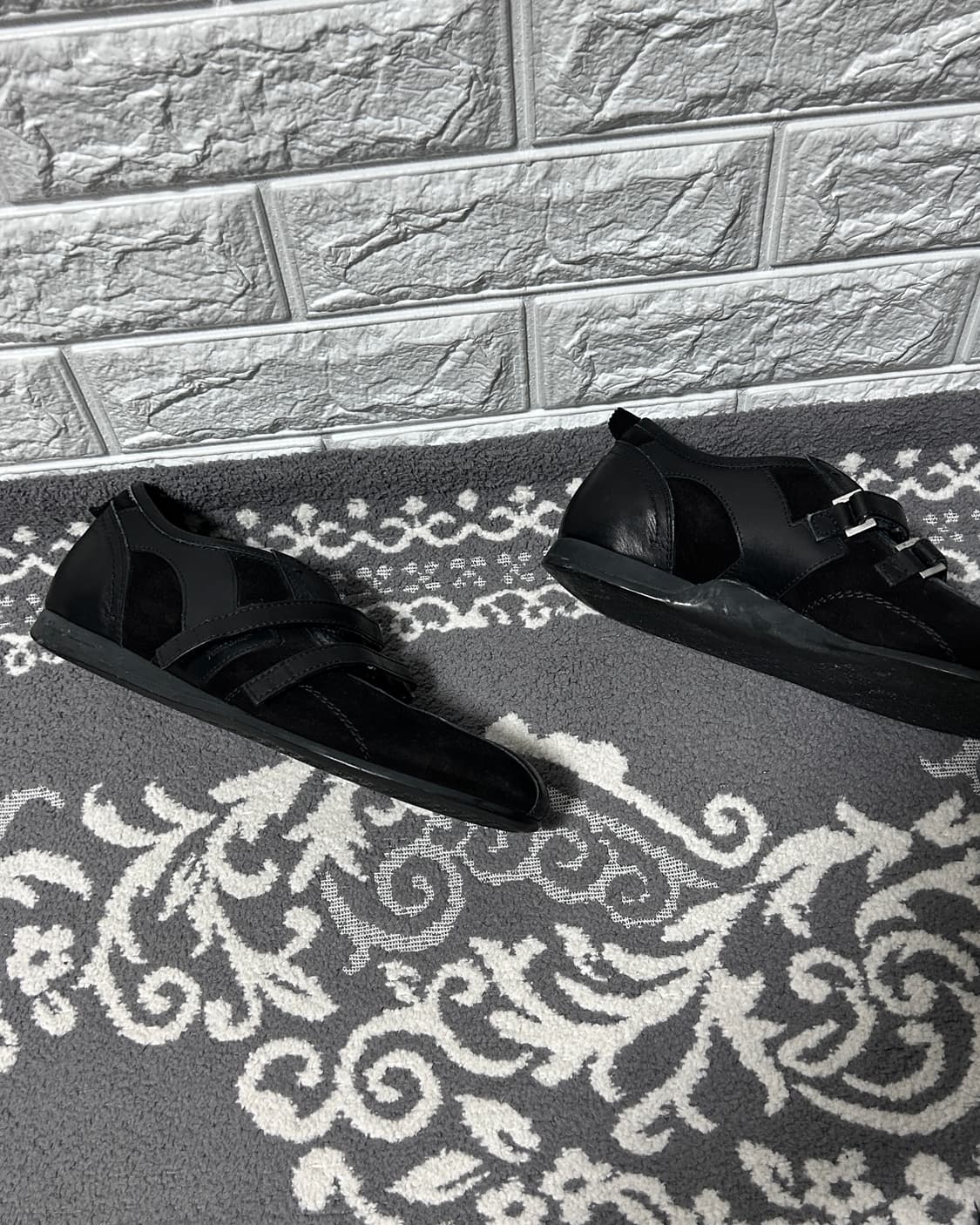 살바토레 페라가모 더블 스트랩 레더 스니커즈 상품이미지3