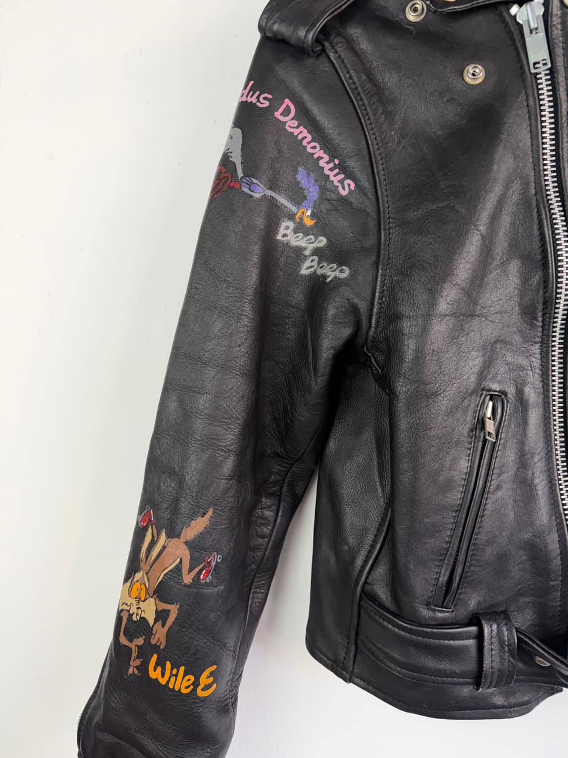 H.L.C. 루니튠즈 핸드 페인티드 레더 라이더 자켓 상품이미지3