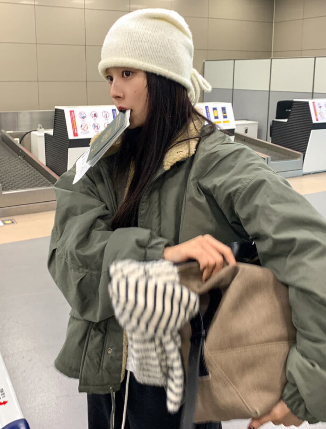 [택o 새상품] 나이니 카터 숏패딩 야상 점퍼 카키 상품이미지2