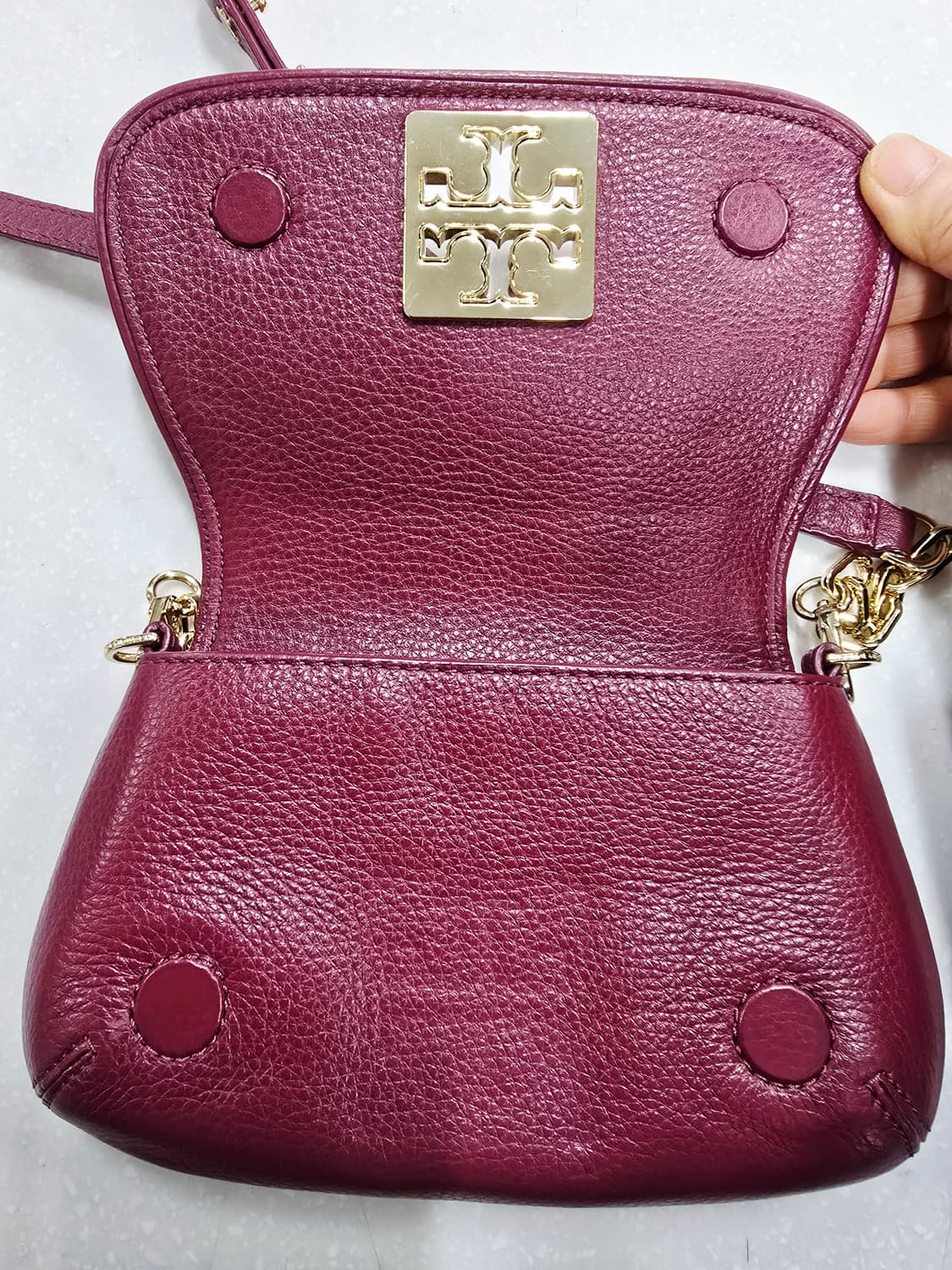 토리버치 버건디 플랩 체인 크로스백 상품이미지9